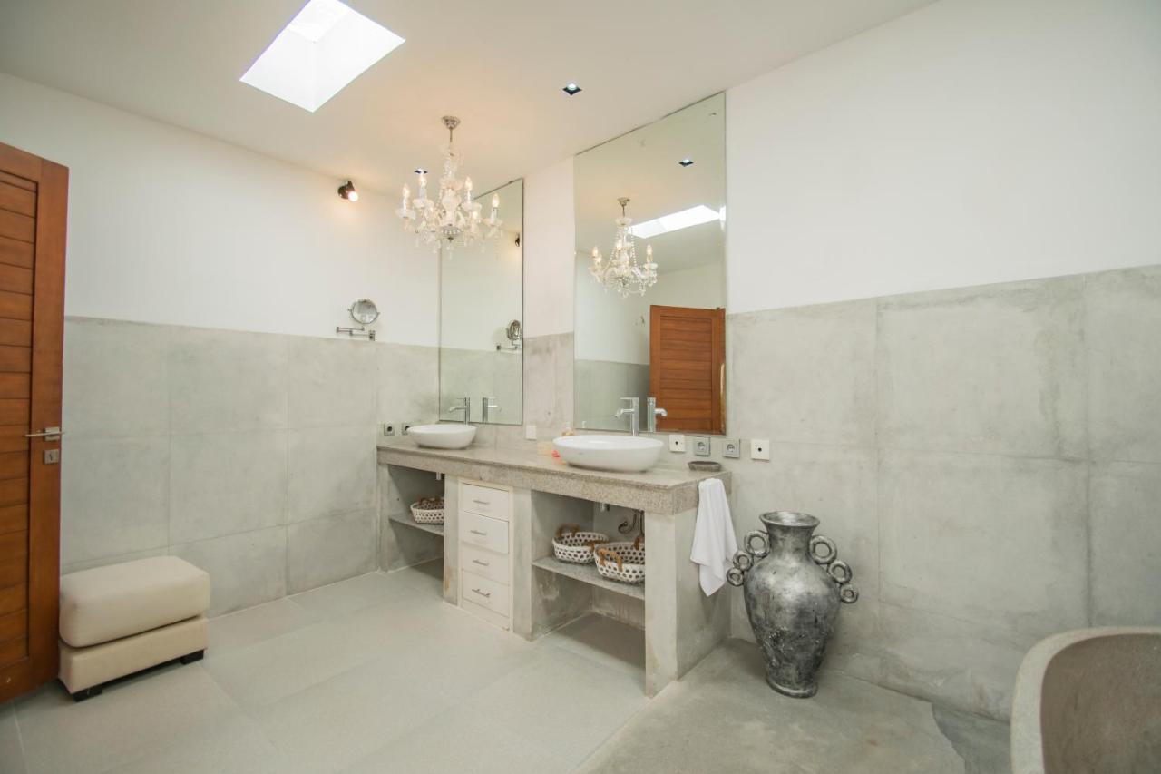 Villa Shanti, Sitara Villa Group Seminyak  Ngoại thất bức ảnh
