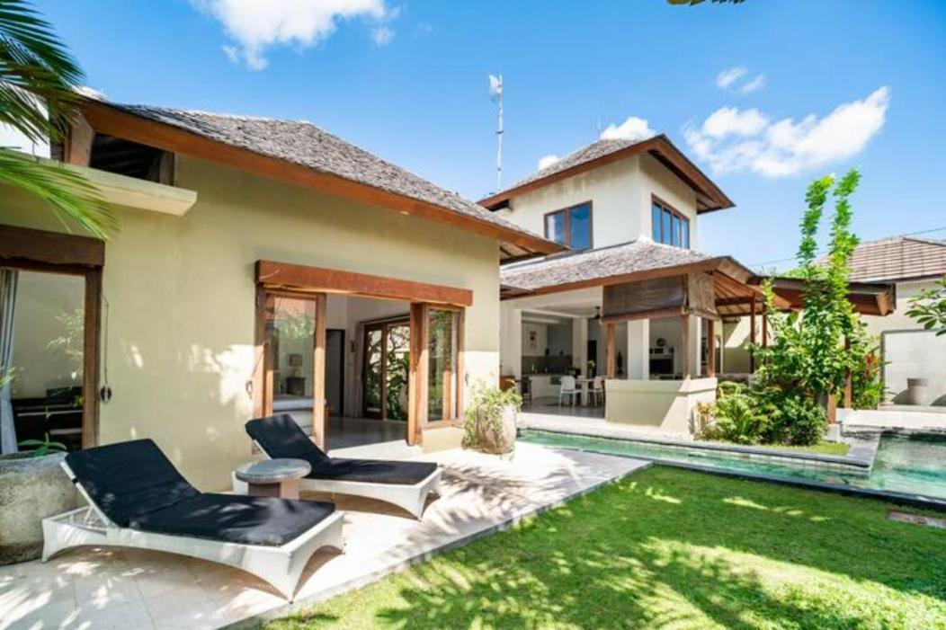 Villa Shanti, Sitara Villa Group Seminyak  Ngoại thất bức ảnh