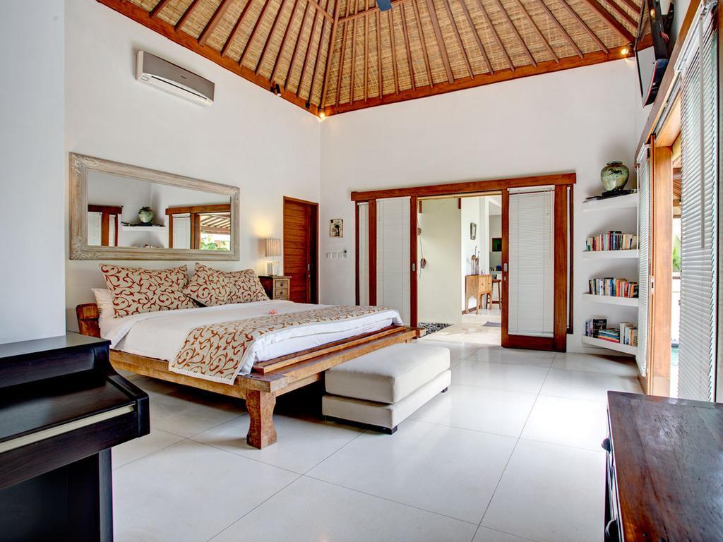 Villa Shanti, Sitara Villa Group Seminyak  Ngoại thất bức ảnh