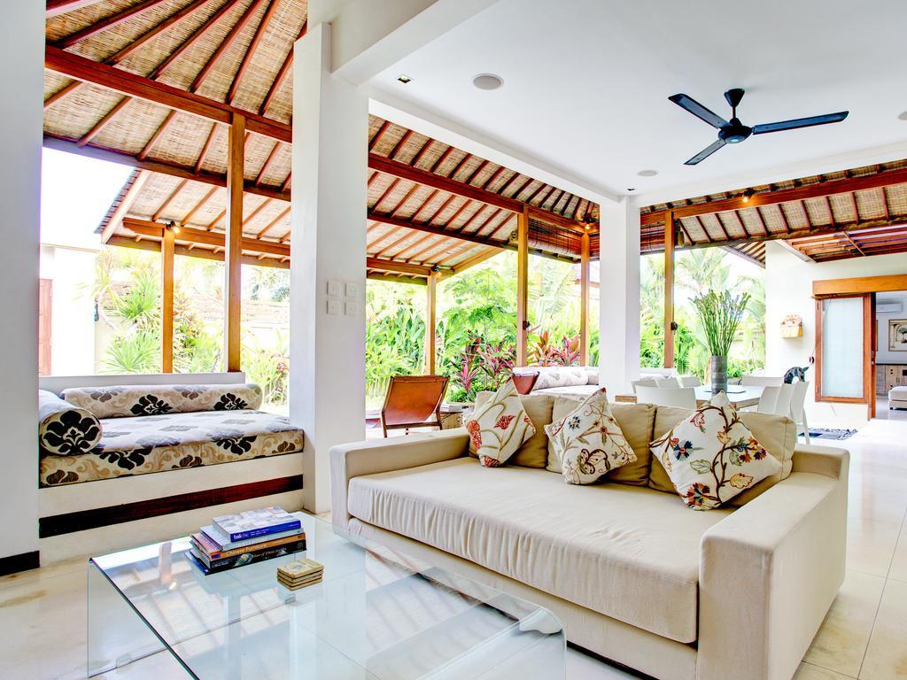Villa Shanti, Sitara Villa Group Seminyak  Ngoại thất bức ảnh